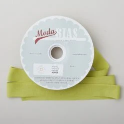 Bella Solid Bias Binding 20 Yard Spool - Chartreuse