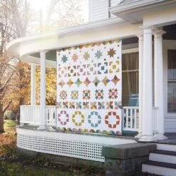 Missouri Star Summer Strolls Triple Play Block Of The Month -Clover Store 40288f9c 8472 3186 b47a 3441342cb345 b011f159 638d 4286 8083 944dfde2b900