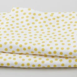 Wilmington Essentials - On The Dot White/Yellow 3 Yard Cut